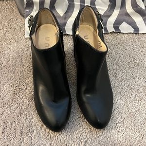 Good Quality Leather Ankle Boot with 3.25 Inch Heel